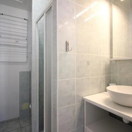 T3 2 Etoiles Avec Wifi, A 300m Des Thermes - Fr-1-608-255 Le Mont-Dore