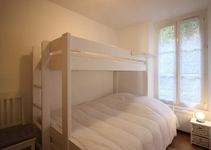 T3 2 Etoiles Avec Wifi, A 300m Des Thermes - Fr-1-608-255 Apartment *