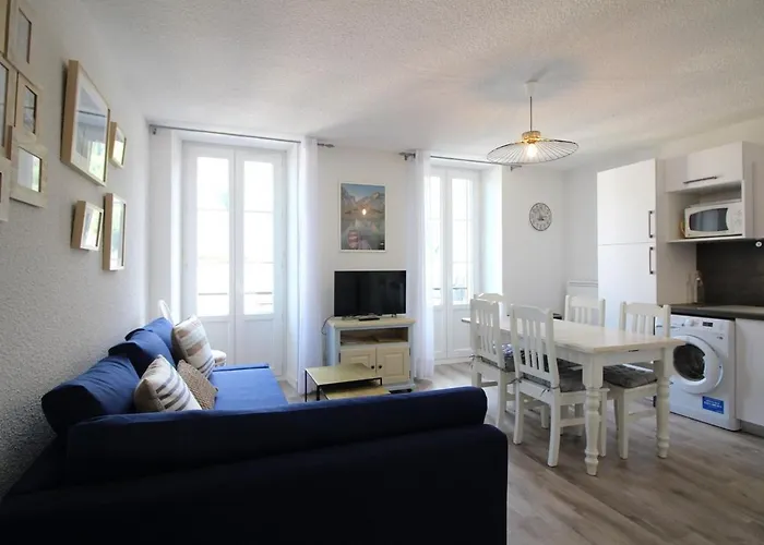 T3 2 Etoiles Avec Wifi, A 300m Des Thermes - Fr-1-608-255 *